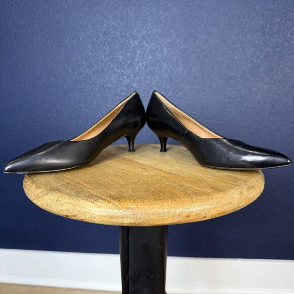 Vionic Josie pointed toe kitten heels, size 7 - Picture 6 of 12